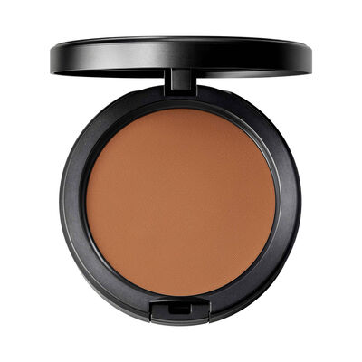 BASE NW47  STUDIO FIX POWDER 